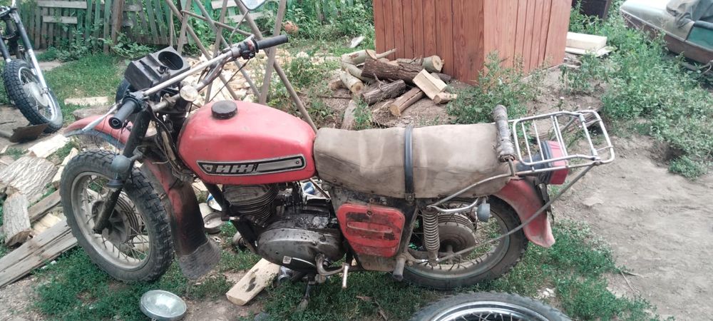 Продам мотоцикл иж планета 4 на полном ходу