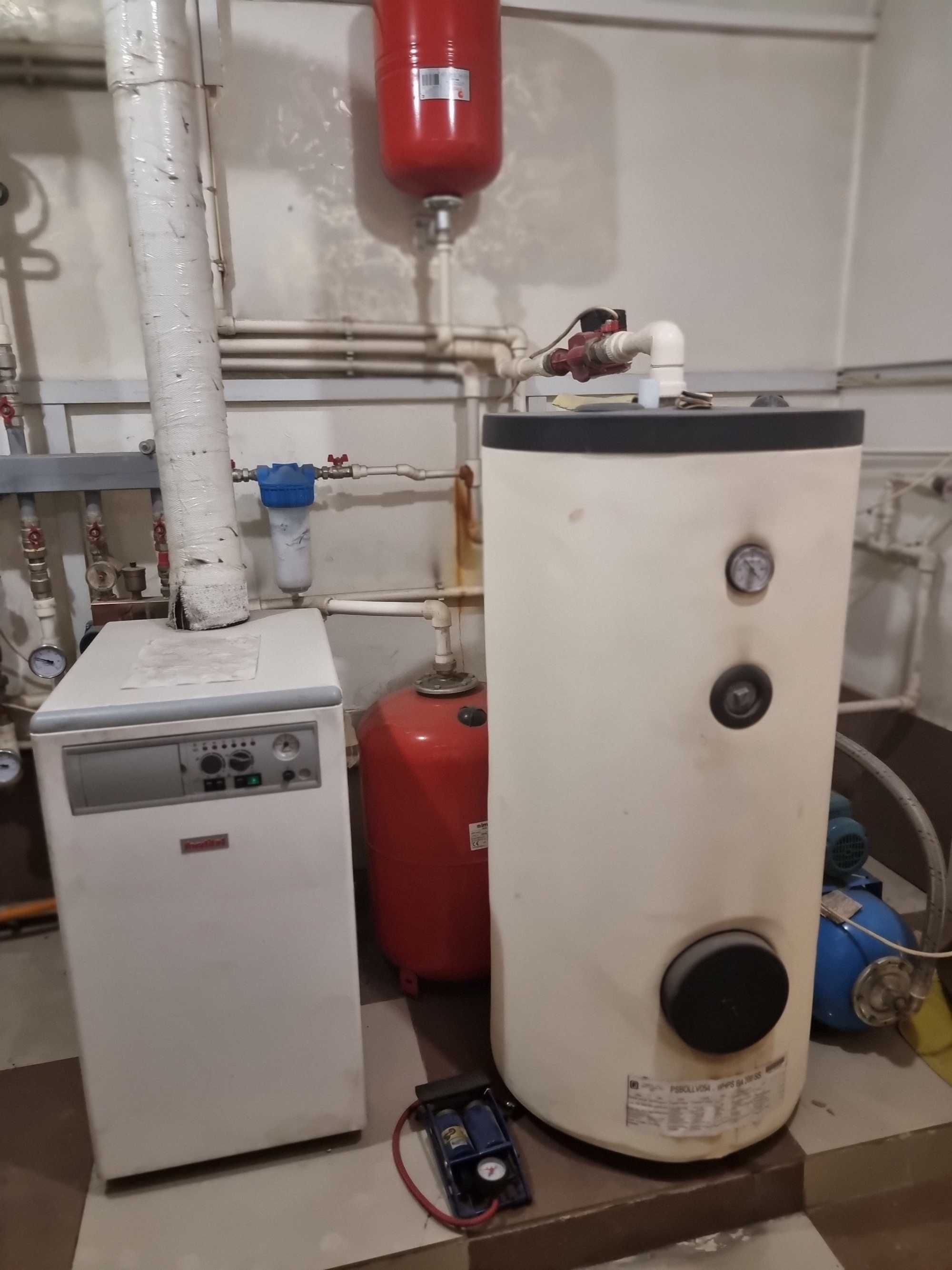 газовый котёл отопления - Fondital Италия на 240 м2. котел, бойлер