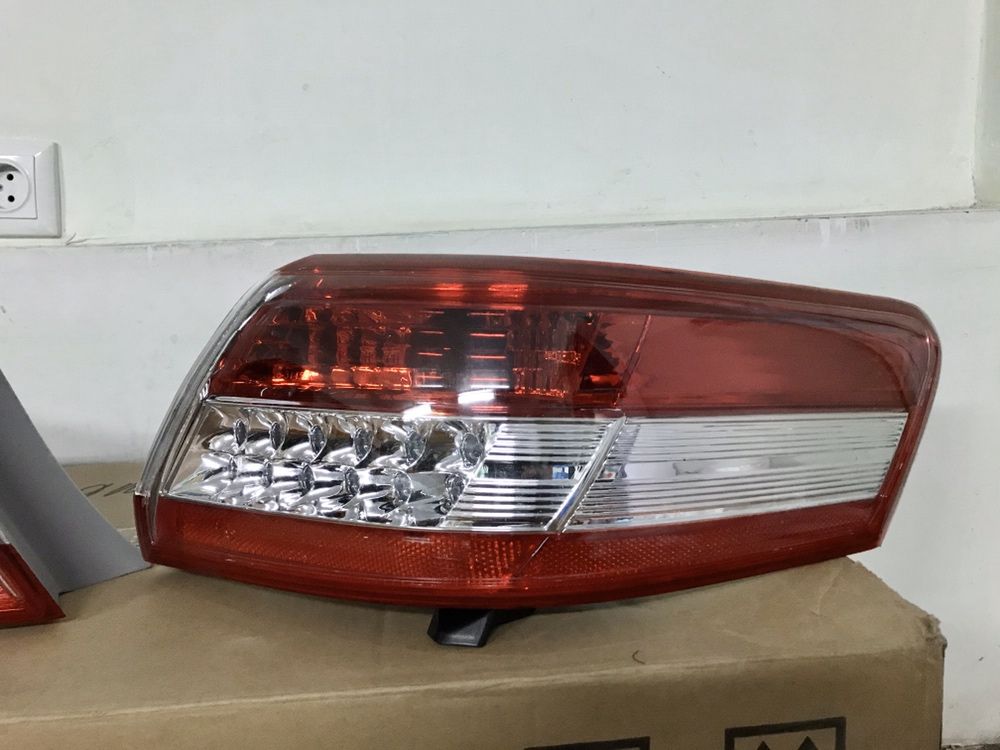 Задние фонари фары в крыло Камри 45 Camry 09-11