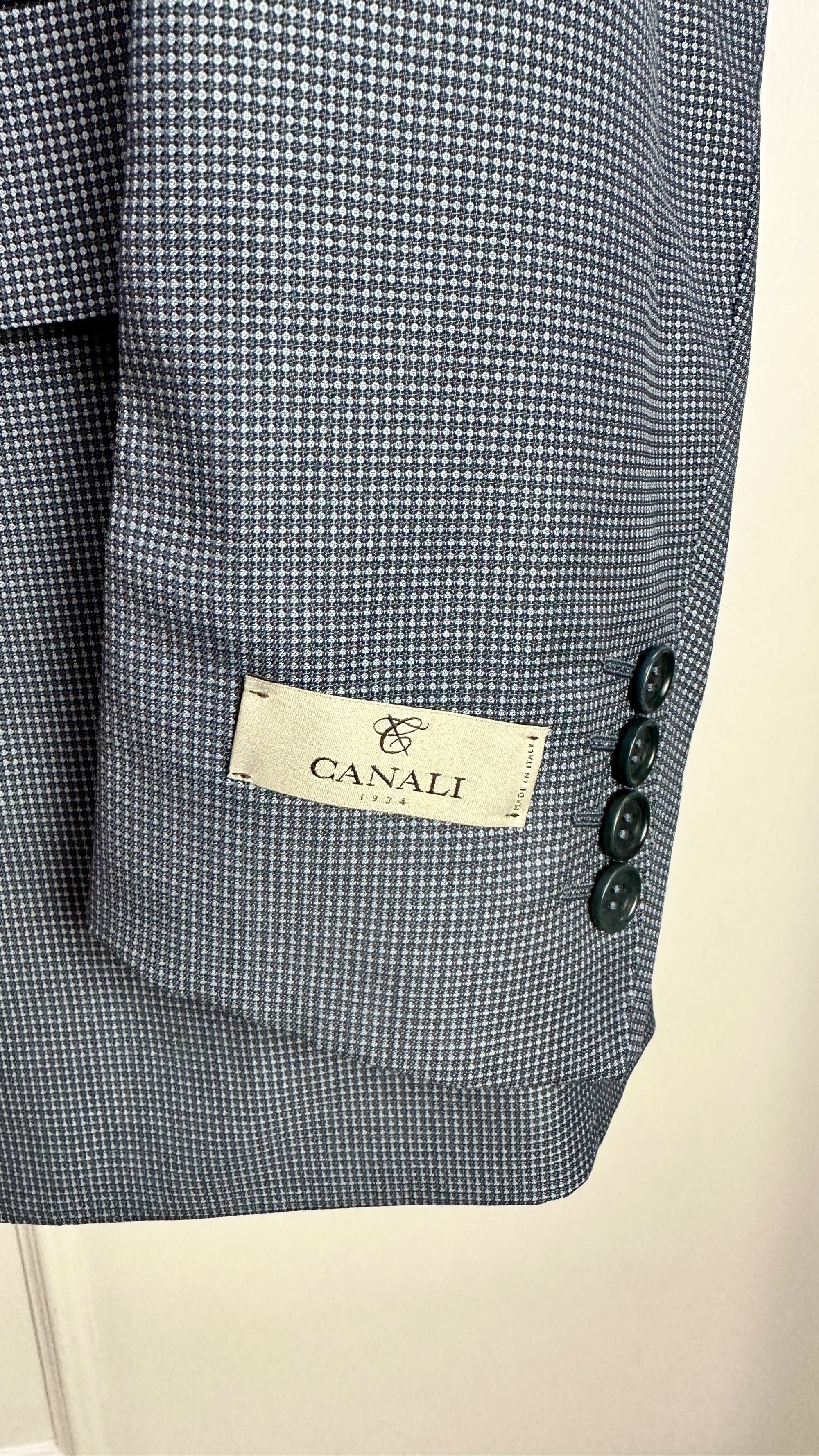 Мужской классический костюм CANALI