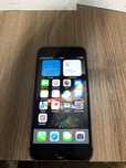 Продам IPhone 8