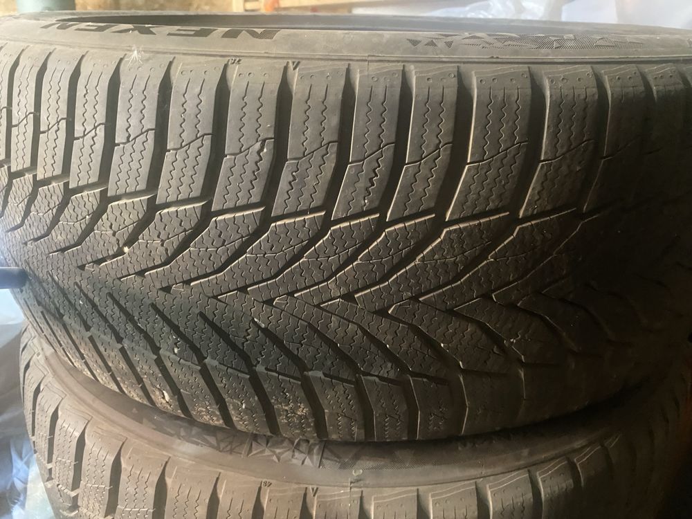 Продам шины nexen 245/45 r20