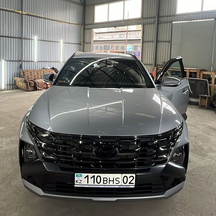 Установка автостекол. Замена автостекол. Антибликовые автостекла