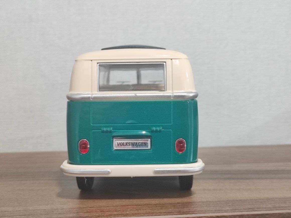 VOLKSWAGEN VW BUS T1 модель машины