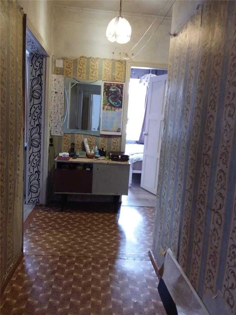 Продаю 4 комнатный дом в Пришахтинске, район школы №18.