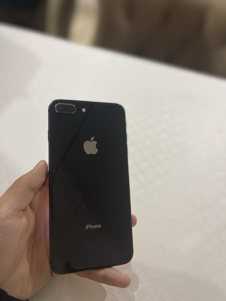 Айфон 8+ плюс