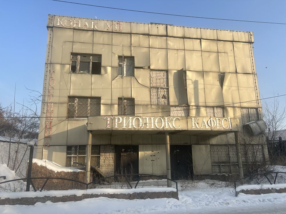 Продам 3х этажное здание…Район таткрай