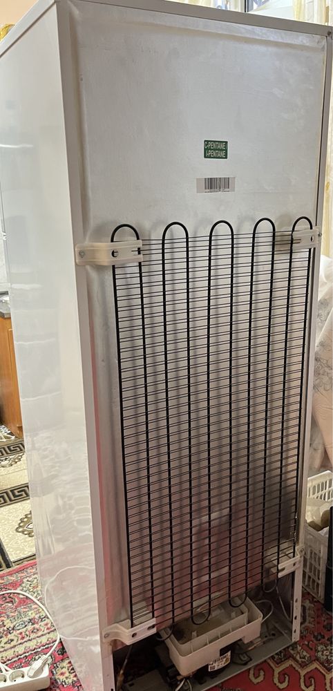 Продам холодильник Beko RDSK240M00W