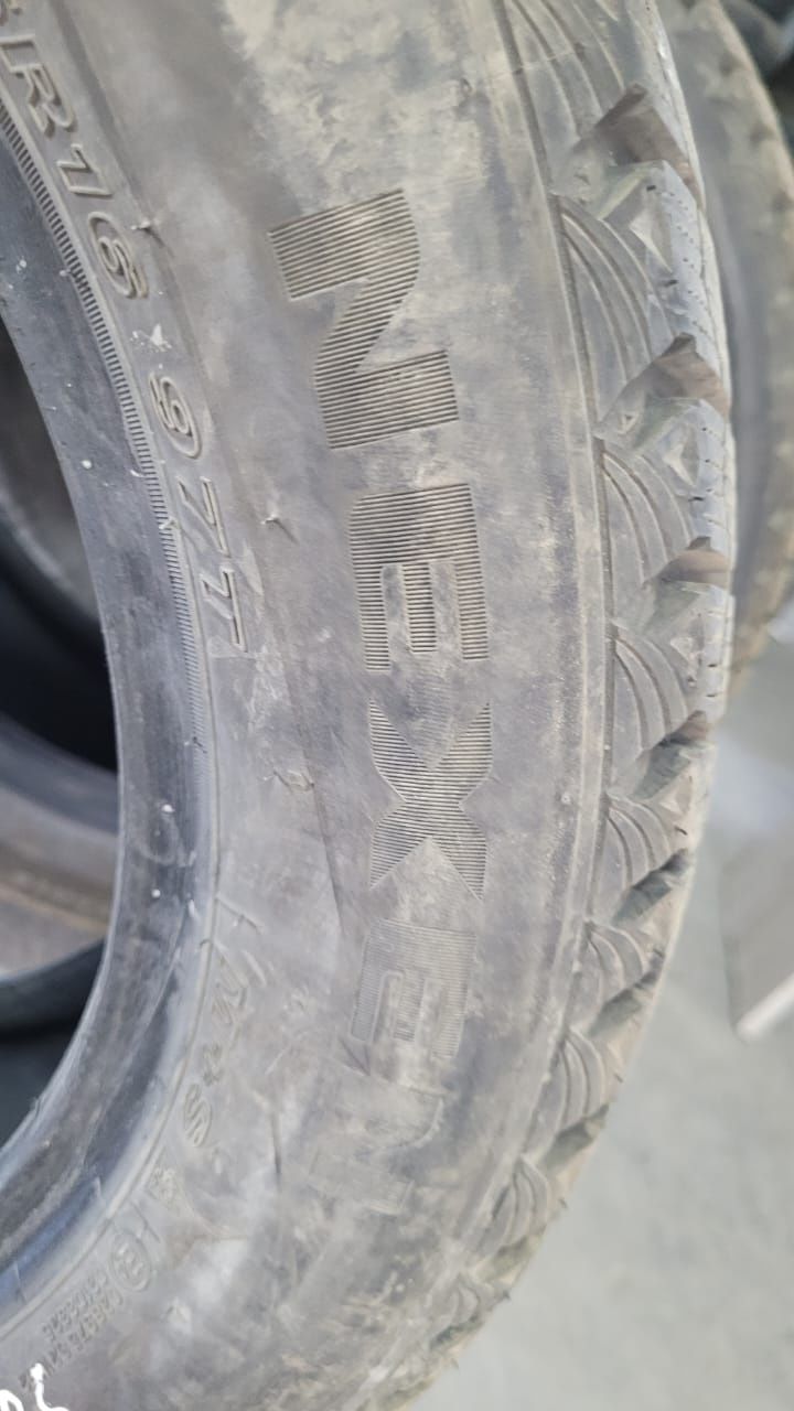 Зимние шины NEXEN 215/55/16