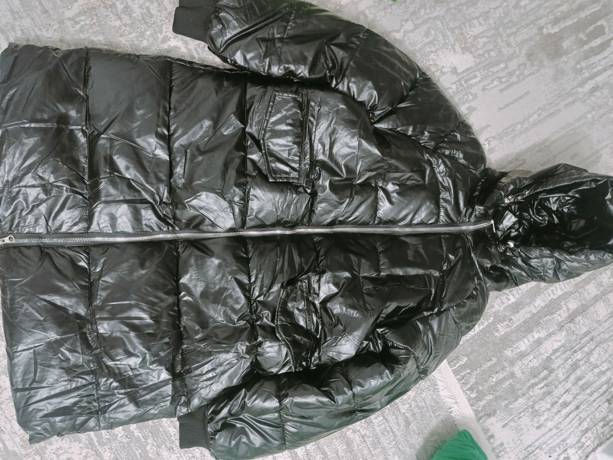 Қысқы, күзгі, көктемгі курткалар сатылады. Продам куртки зима и весна