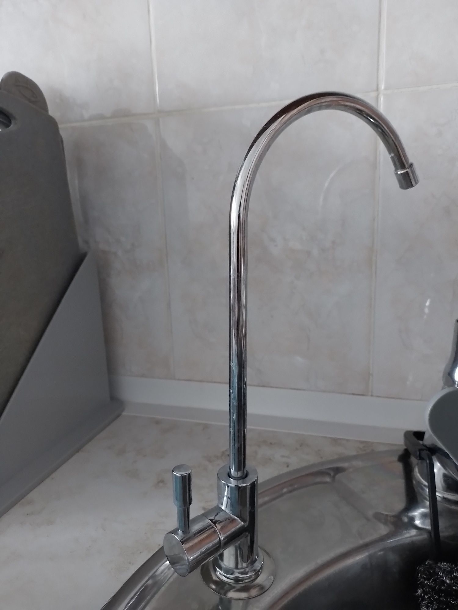 Продам фильтр для воды б/у