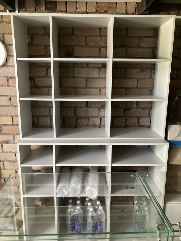 Продам стеллажи