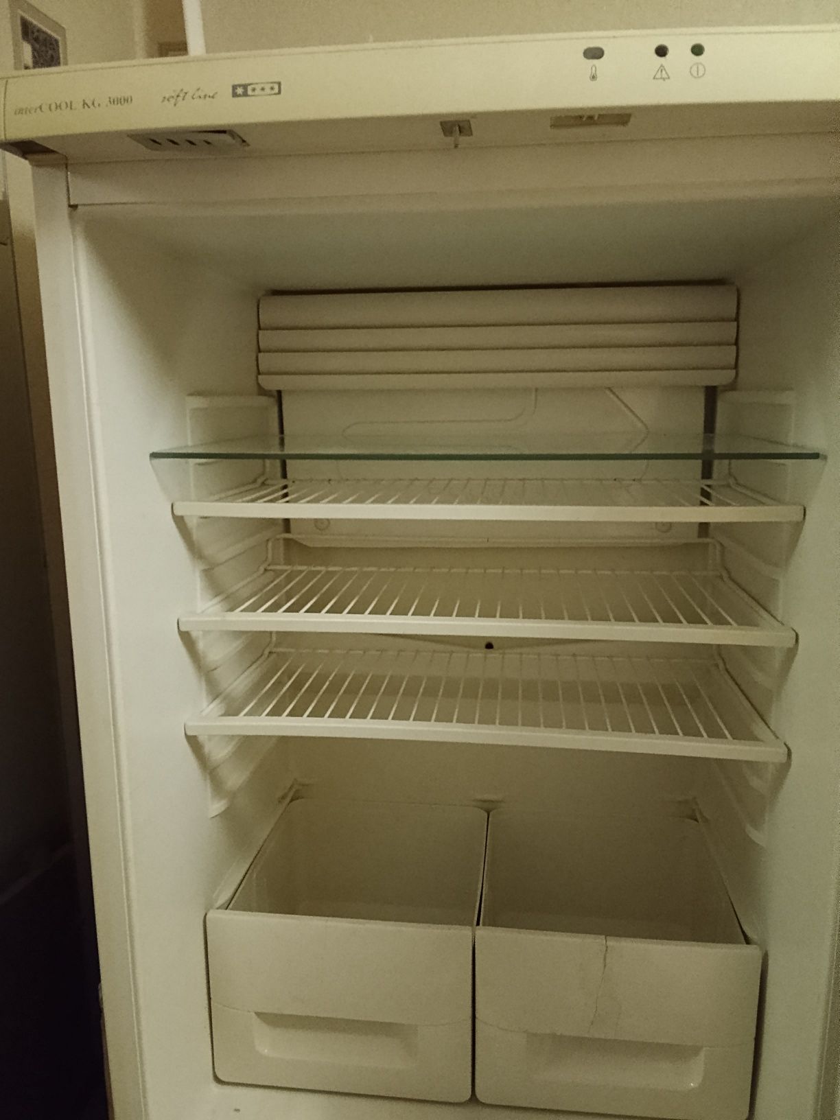 Продам недорого холодильник interCOOL KG 3000 за 10000