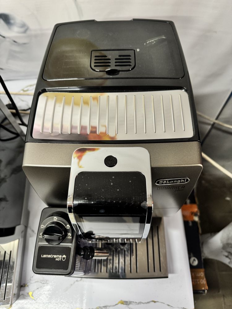 Кофемашина Delonghi ECAM 380.95.T