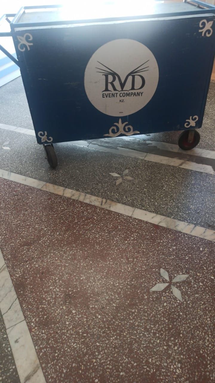 Тележка  на колесах