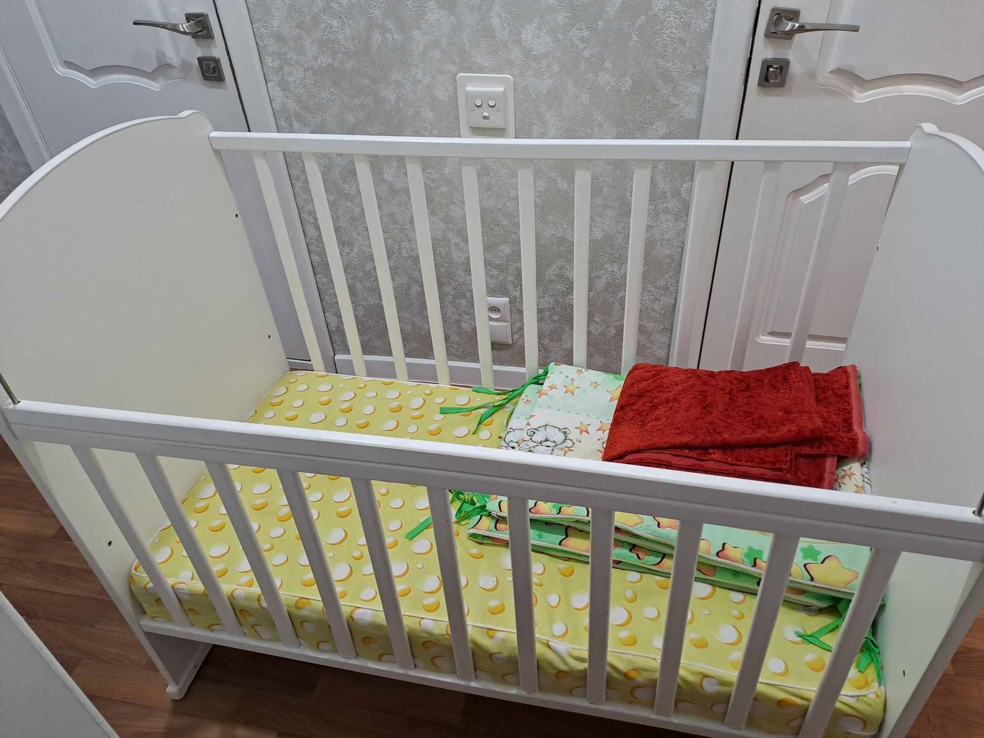 Продаётся кроватка