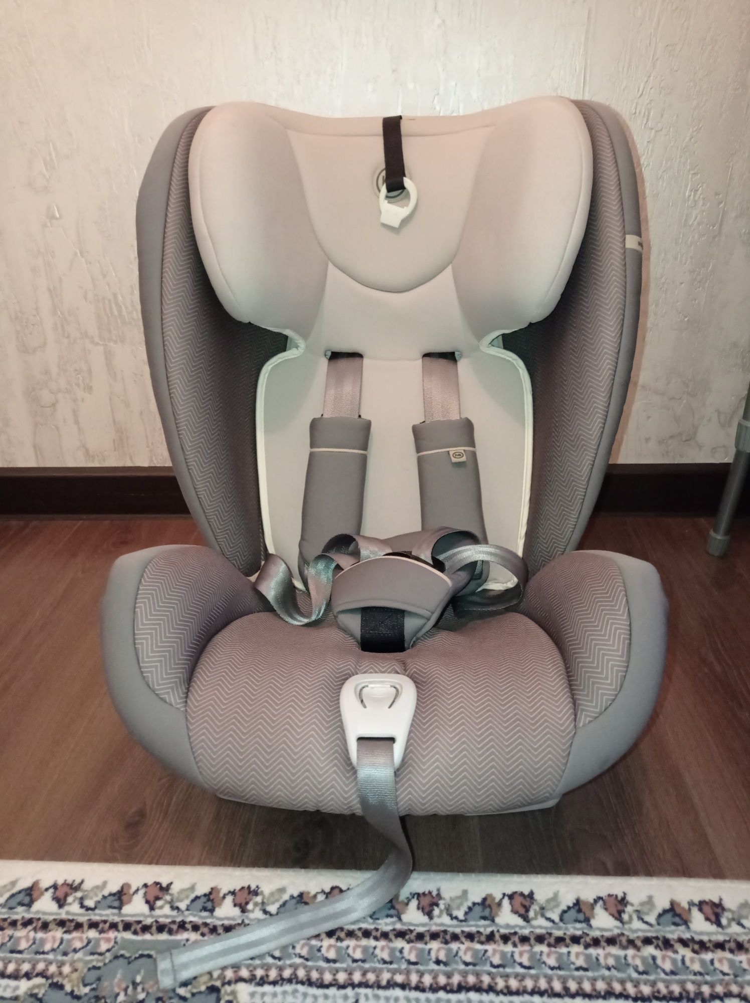 Автокресло Happy baby Joss