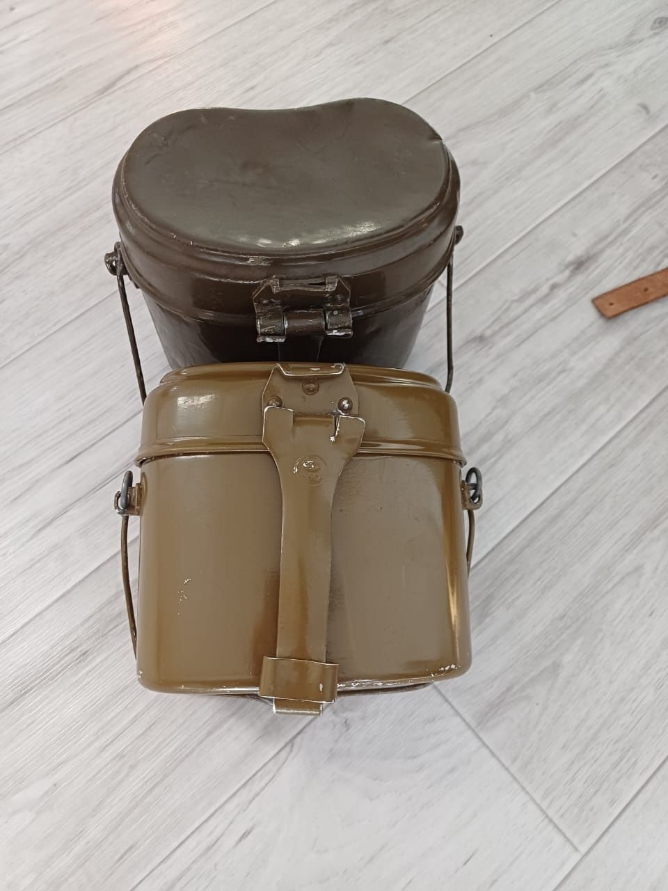 Продам солдатский котелок и фляжку