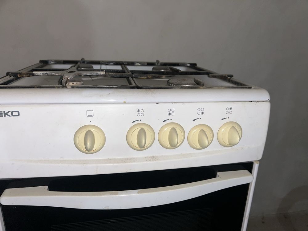 Газовая плита BEKO в хорошем состоянии