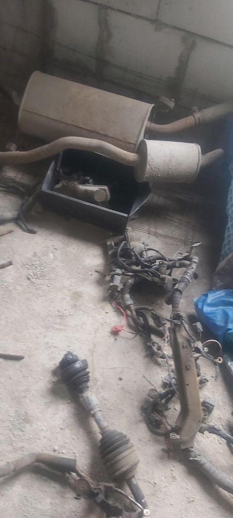 Авторазбор Мазда МПВ по запчастям