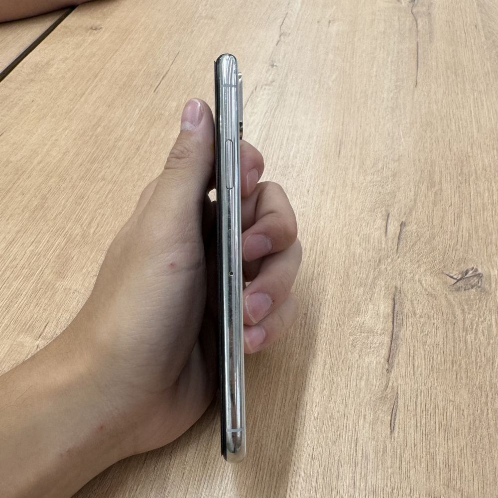 IPhone XS 64GB White