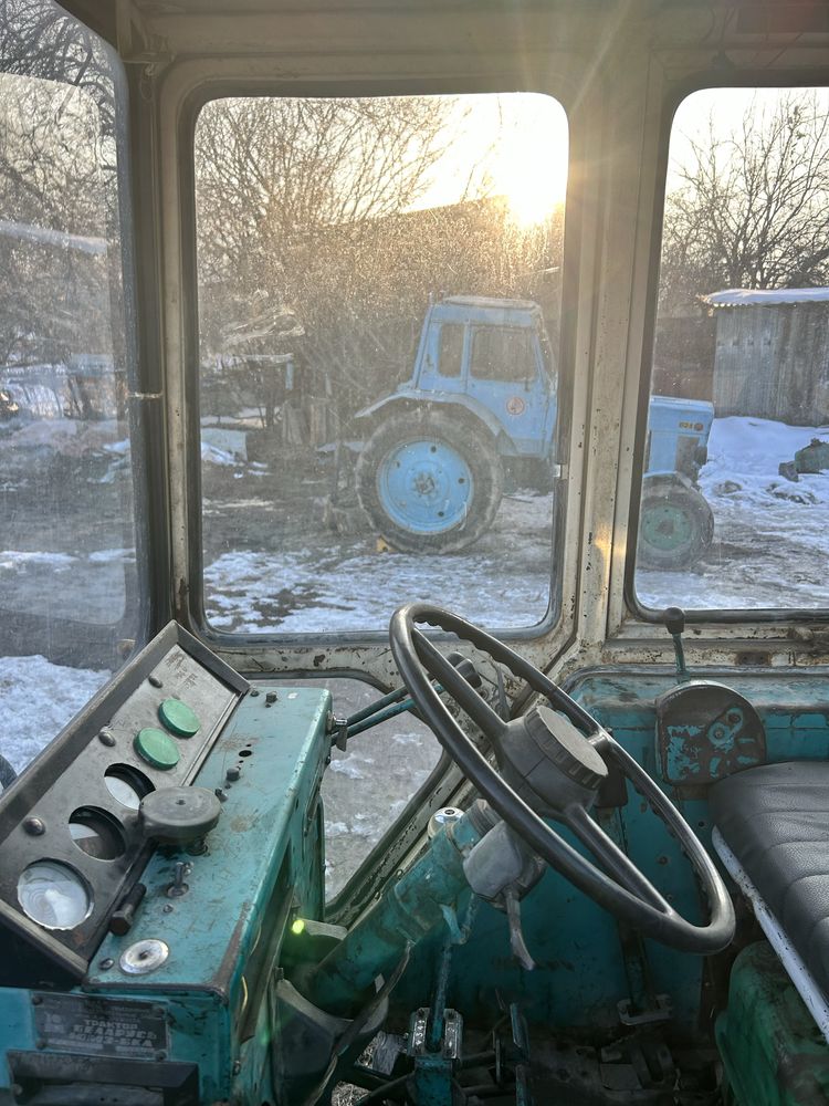 Продам трактор ЮМЗ 6