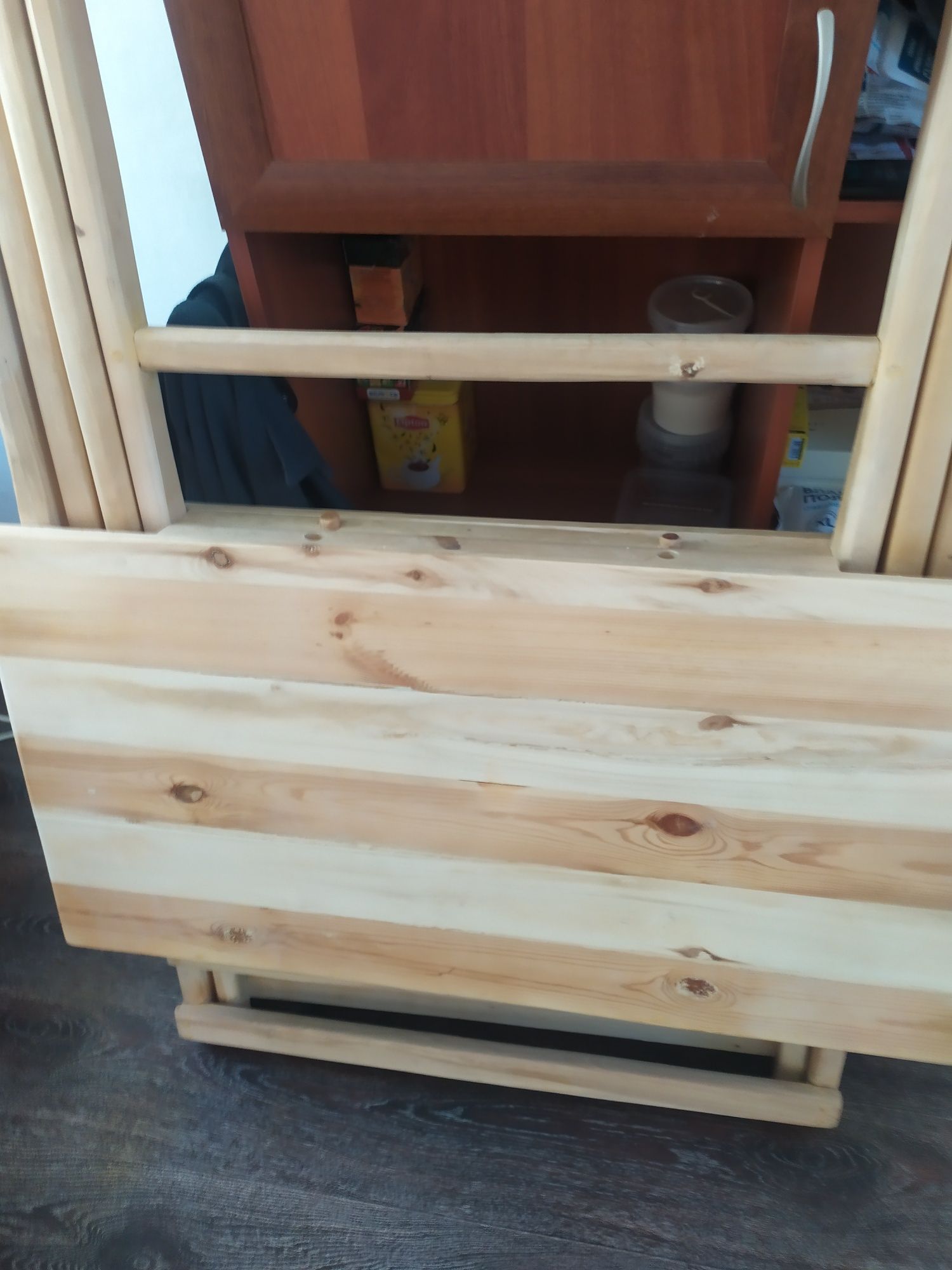 Продам стол раскладной. Для дачи. Торговли.12т.т.