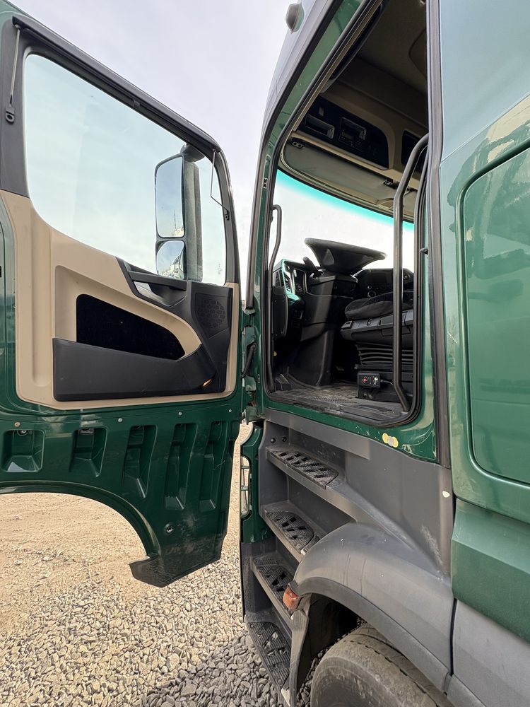 В разборе Mercedes-Benz Actros