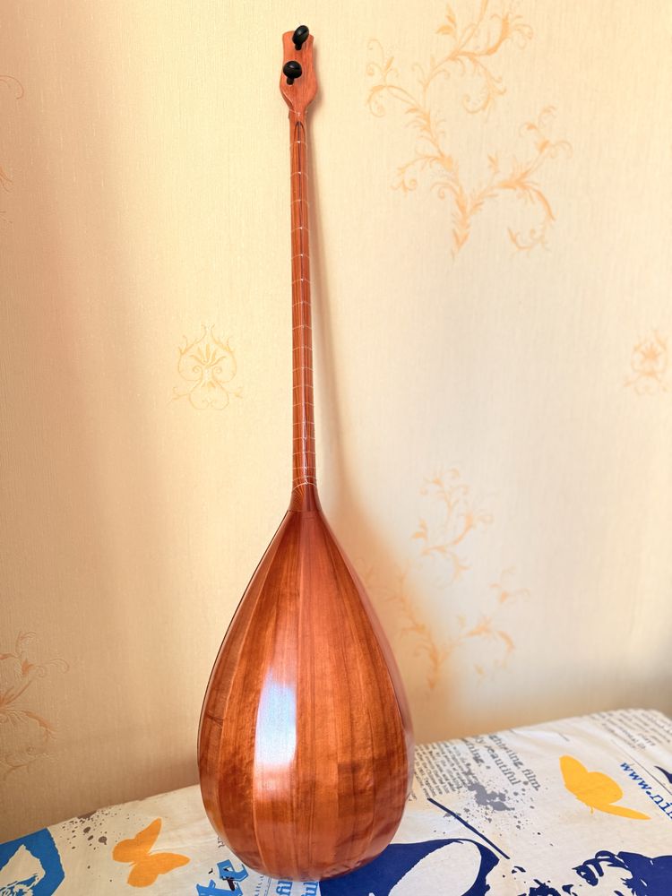 Домбыра сатылады