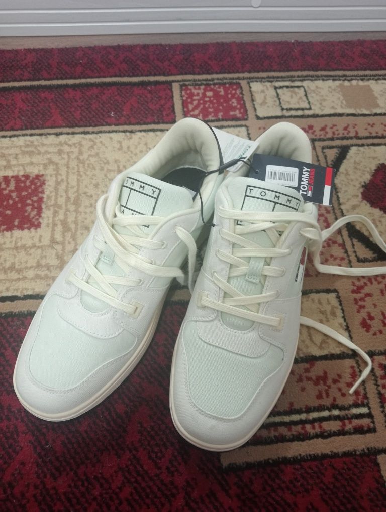 Кроссовки Tommy Hilfiger