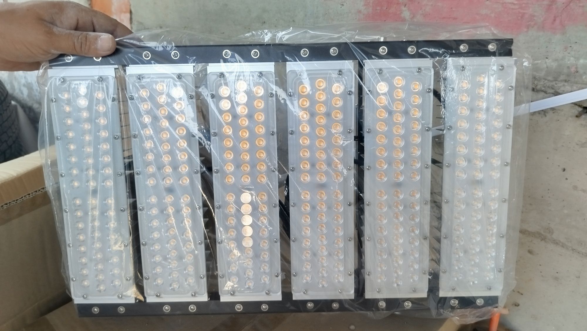 Прожектор Floodlight Fludlight 200Ватт