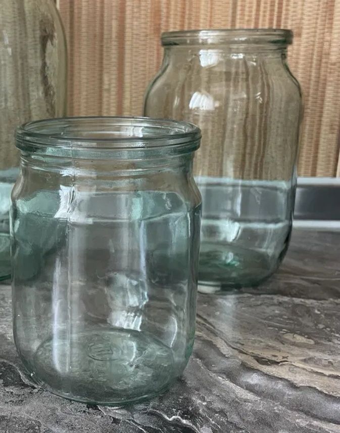 Продам банки 2 л., 3 л. банки