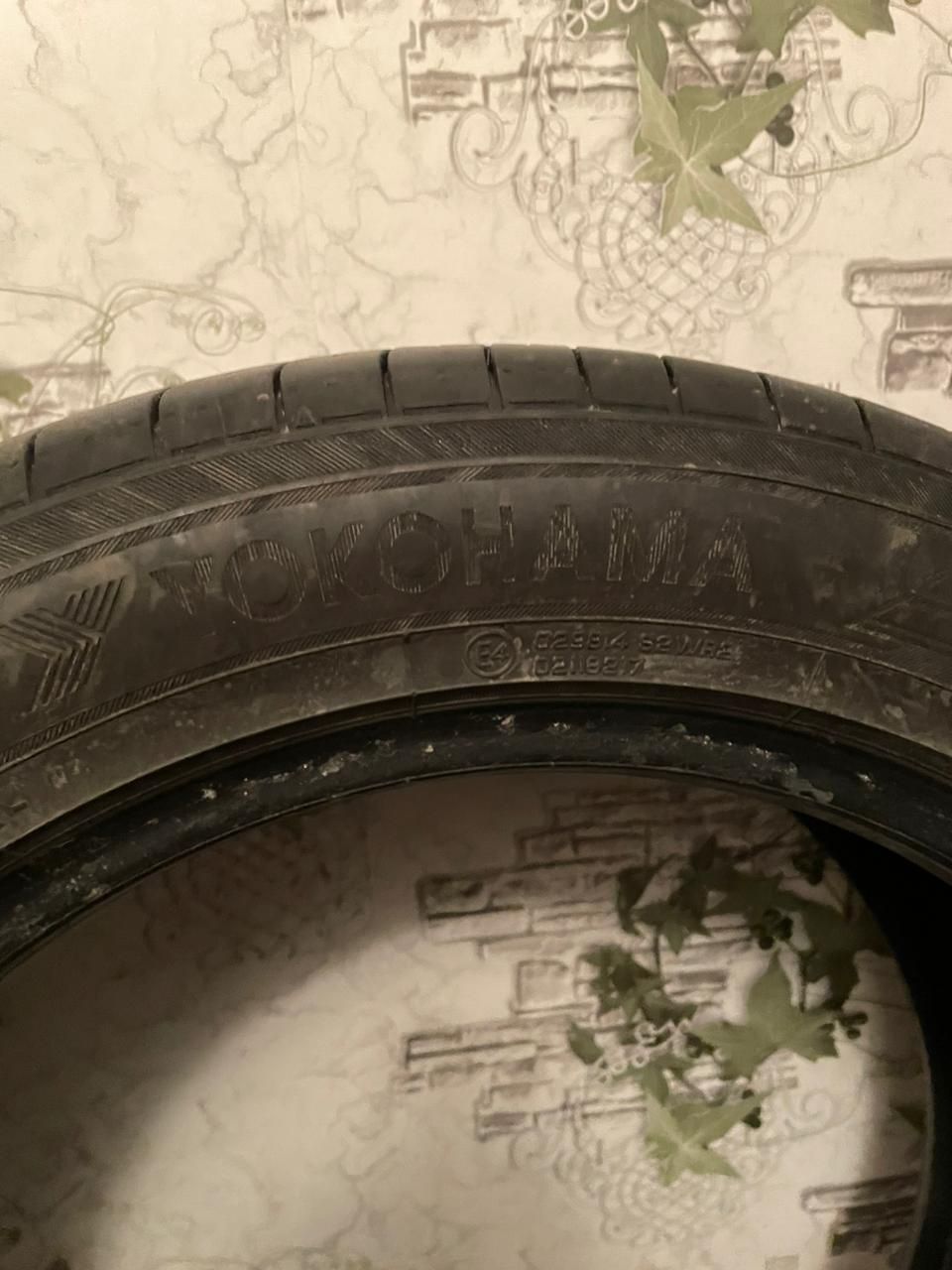 Продам шины б/у на18