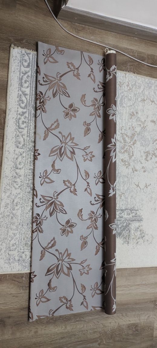 Продам жалюзи,  рулонную штору 120х170