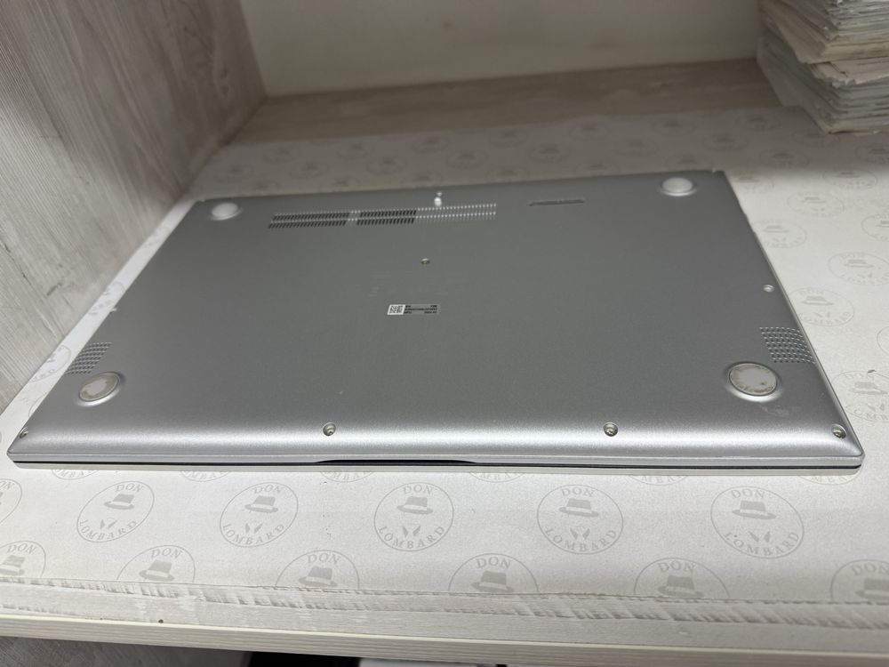 Asus VivoBook 15