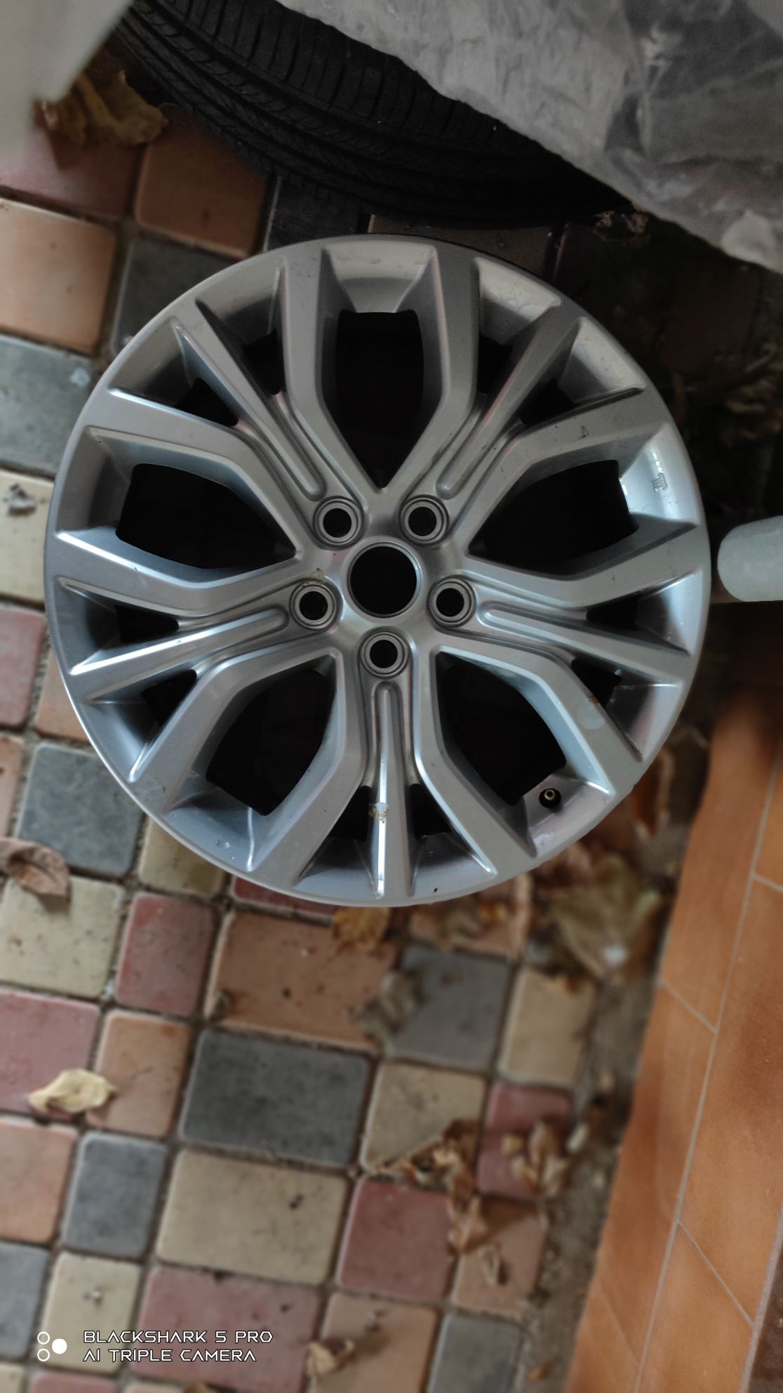 Mitsubishi outlander. Диски R 18