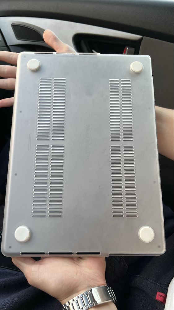 Macbook pro 14 в идеальном состояний