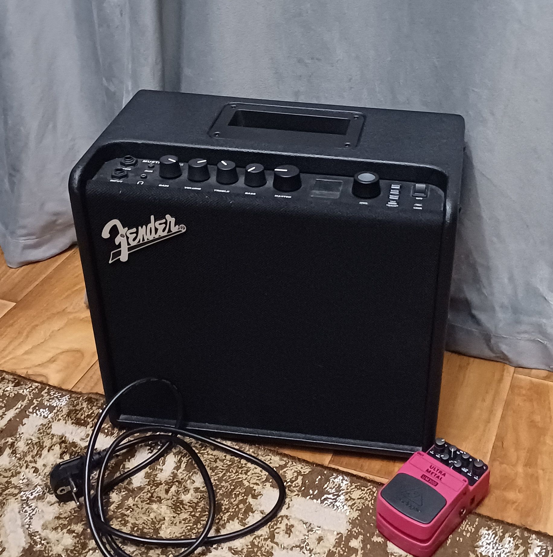 Fender Mustang lt25