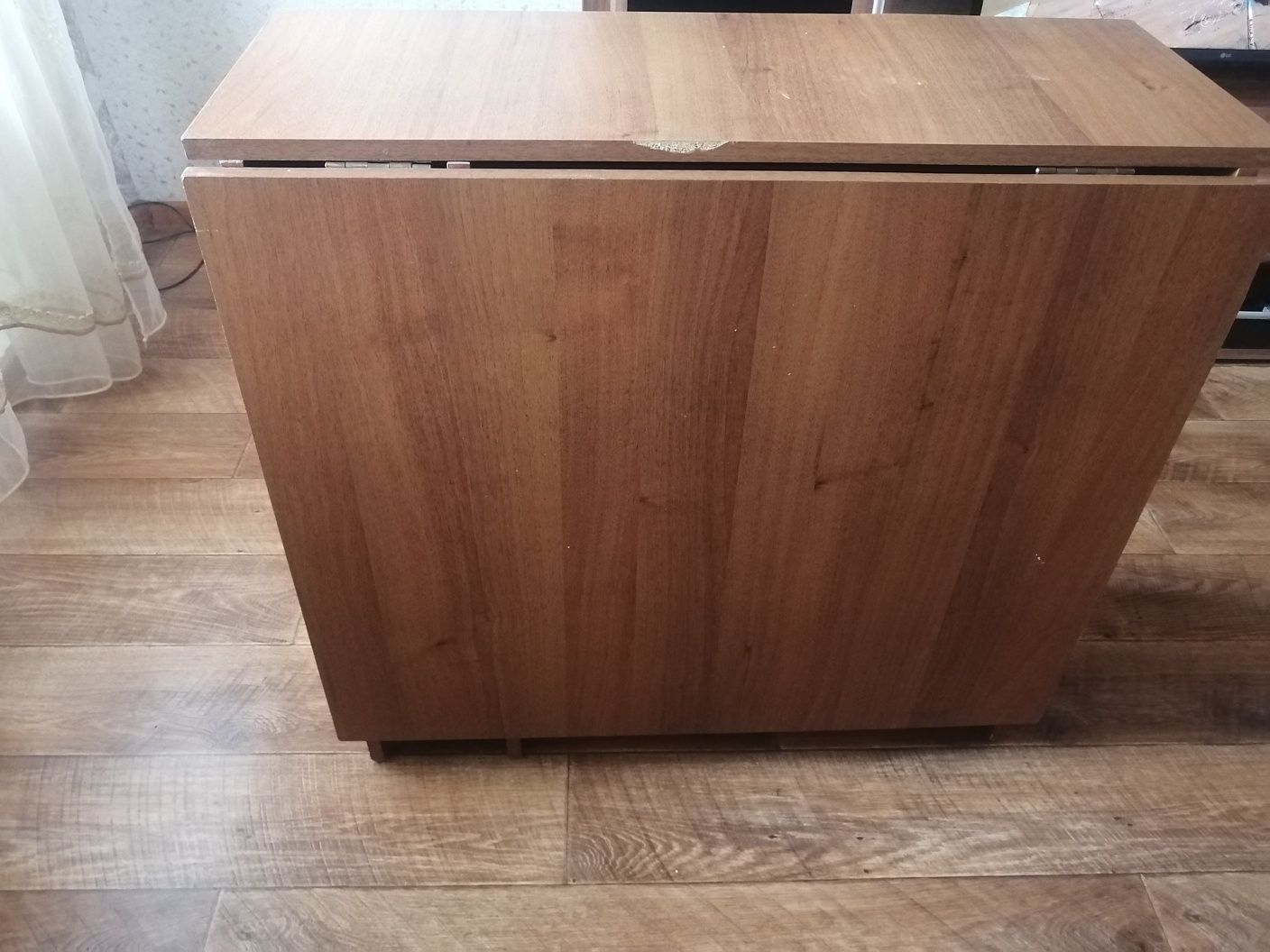 Стол-книжка продам