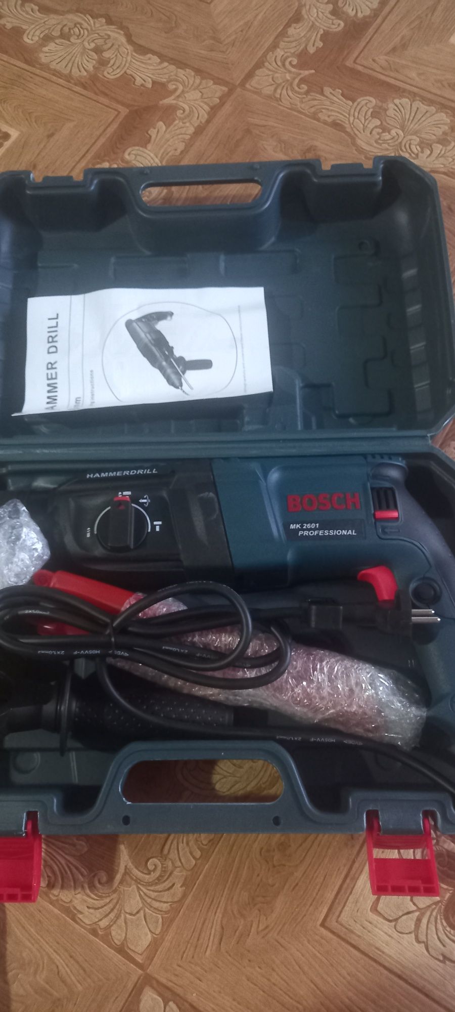 Продам!СРОЧНО!!!Новый перфоратор BOSCH 70000тыс.