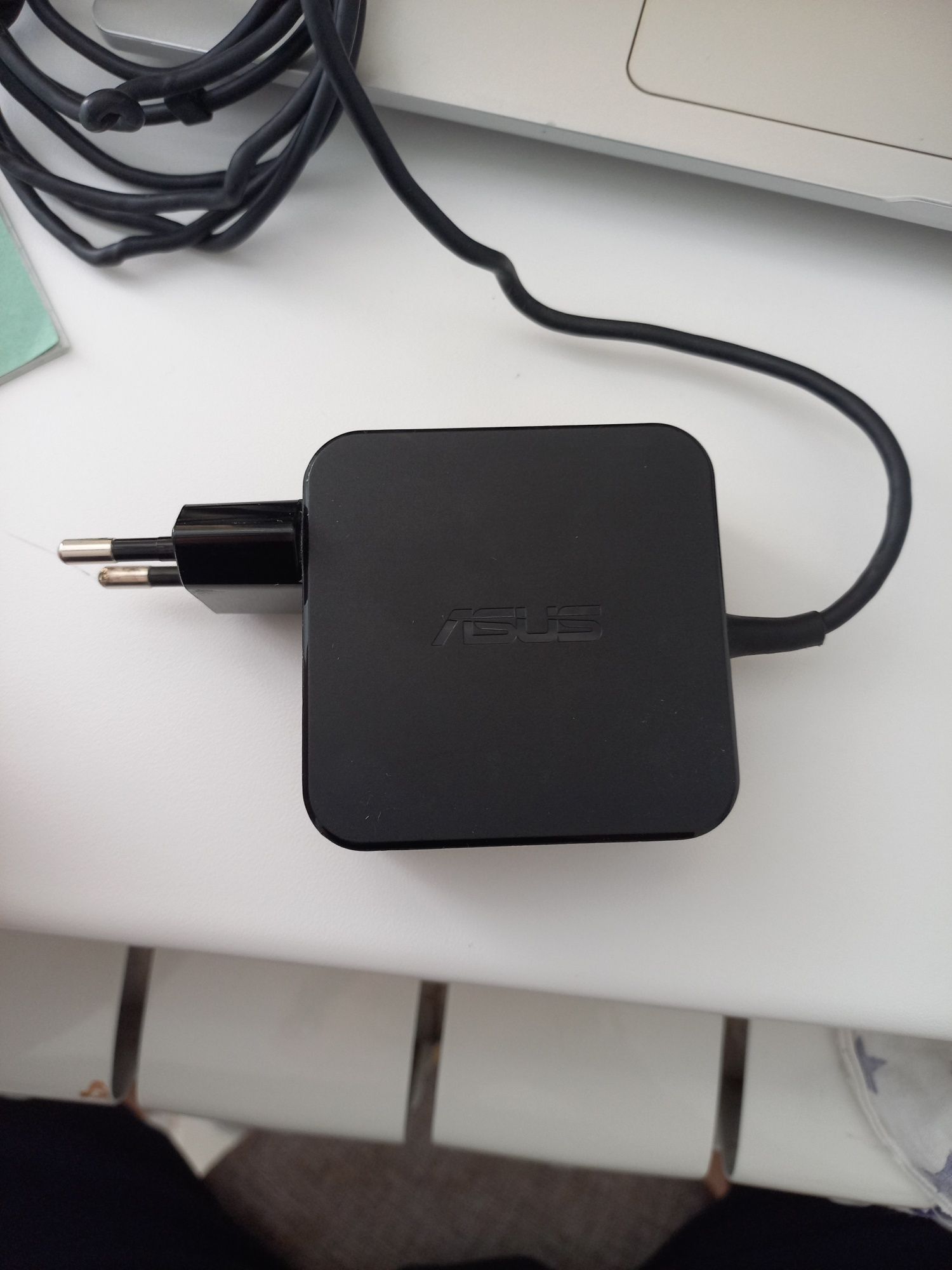 Продам ноутбук Asus