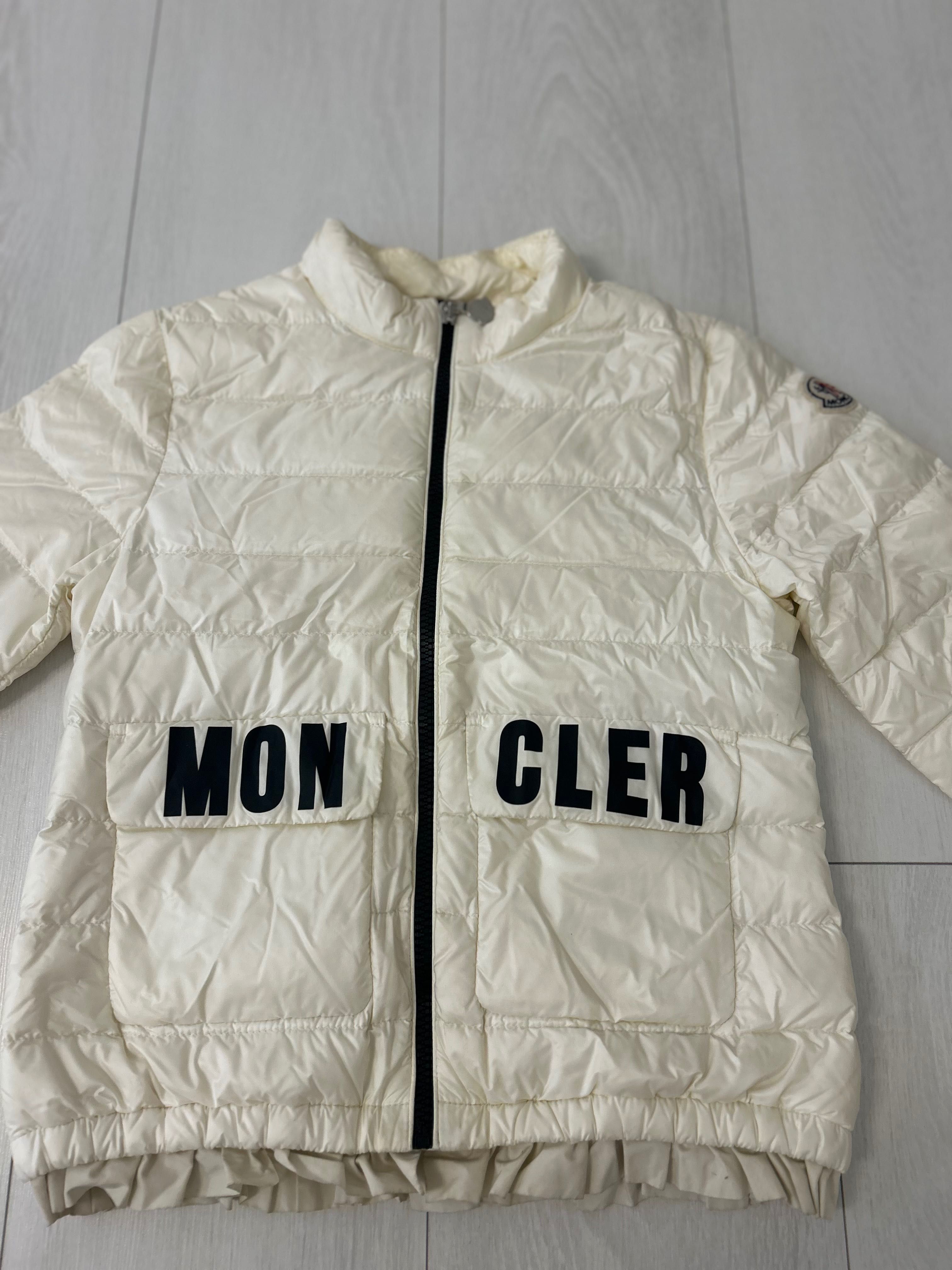 Куртка легкая на осень/весну Moncler , размер 10 лет 142 рост