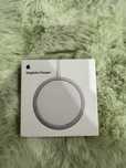 Зарядное устройство Apple MagSafe Charger