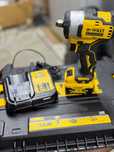 Гайковерт внтоверт шуруповерт DeWALT DCF901P1-QW комплект, ОРИГИНАЛ