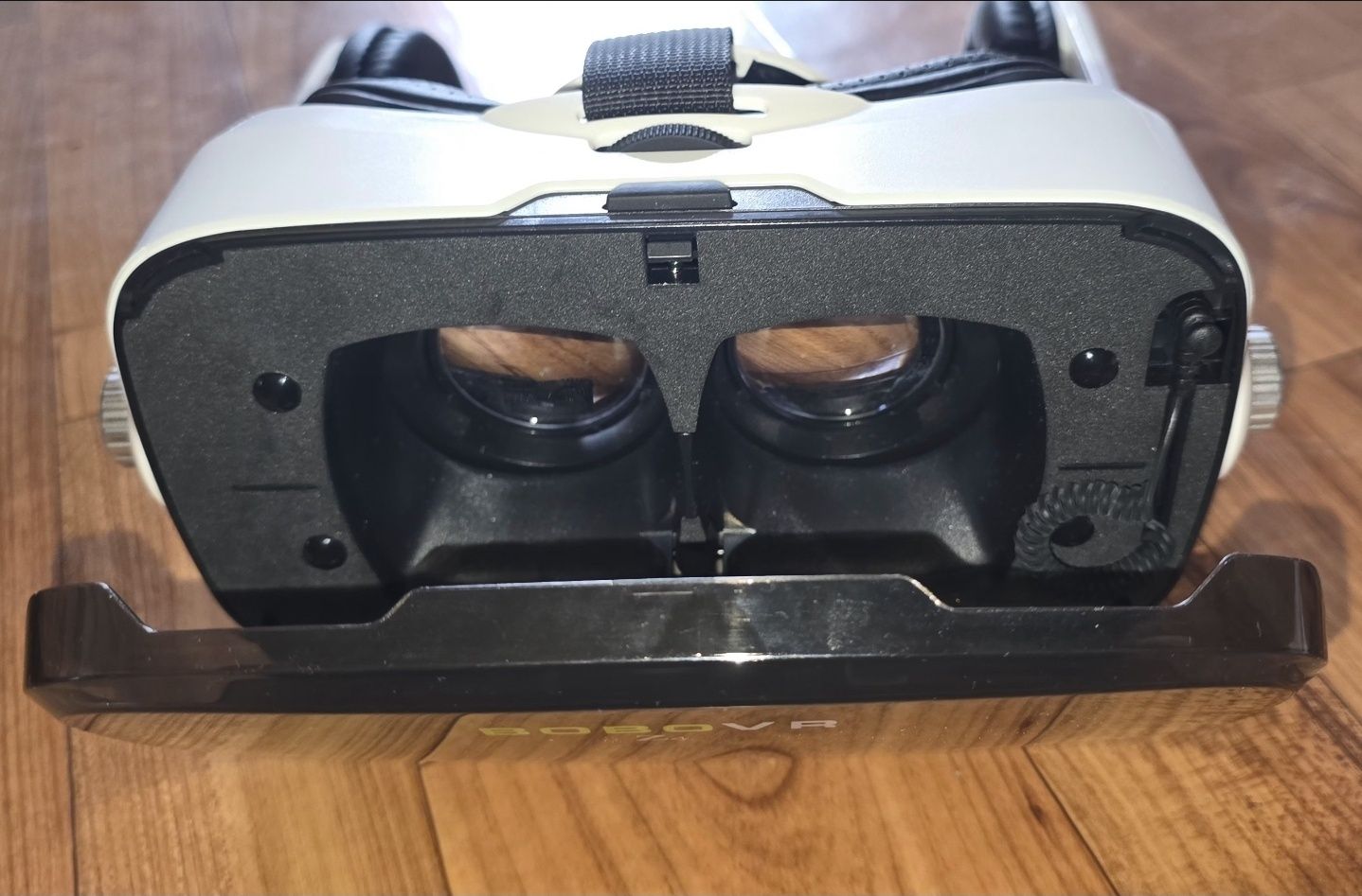 BOBOVR Z4 - очки виртуальной реальности для смартфона