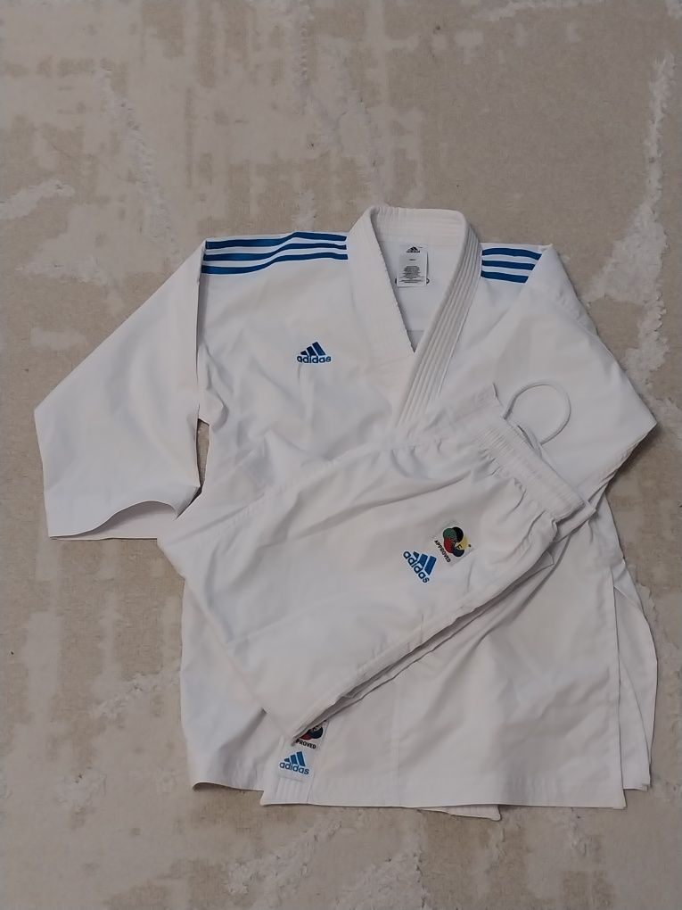 Кимоно каратэ WKF
