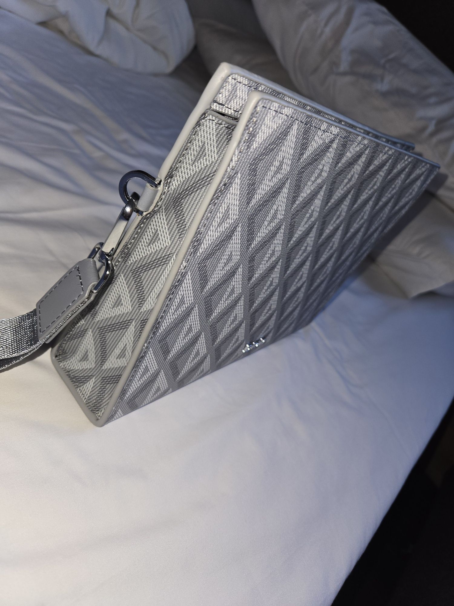 Новый клатч мужской от Dior