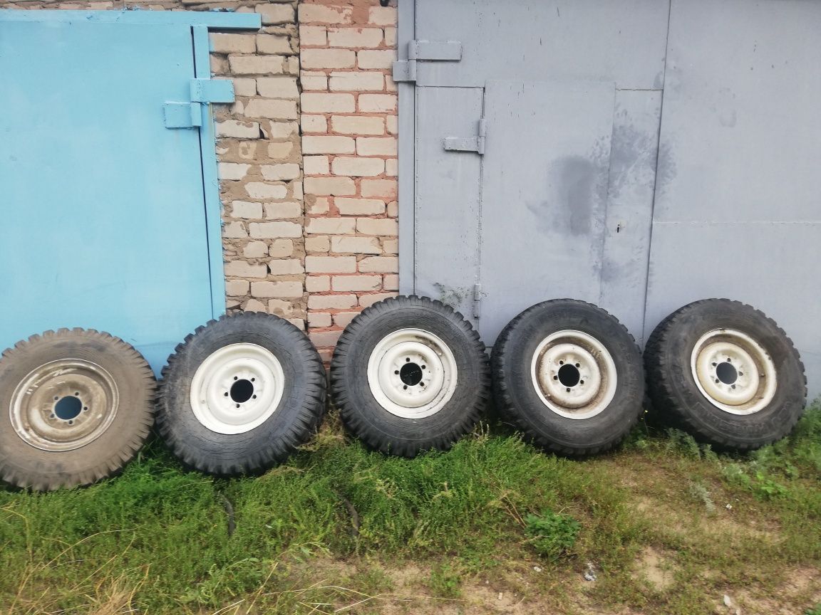 Продам резину с дисками.