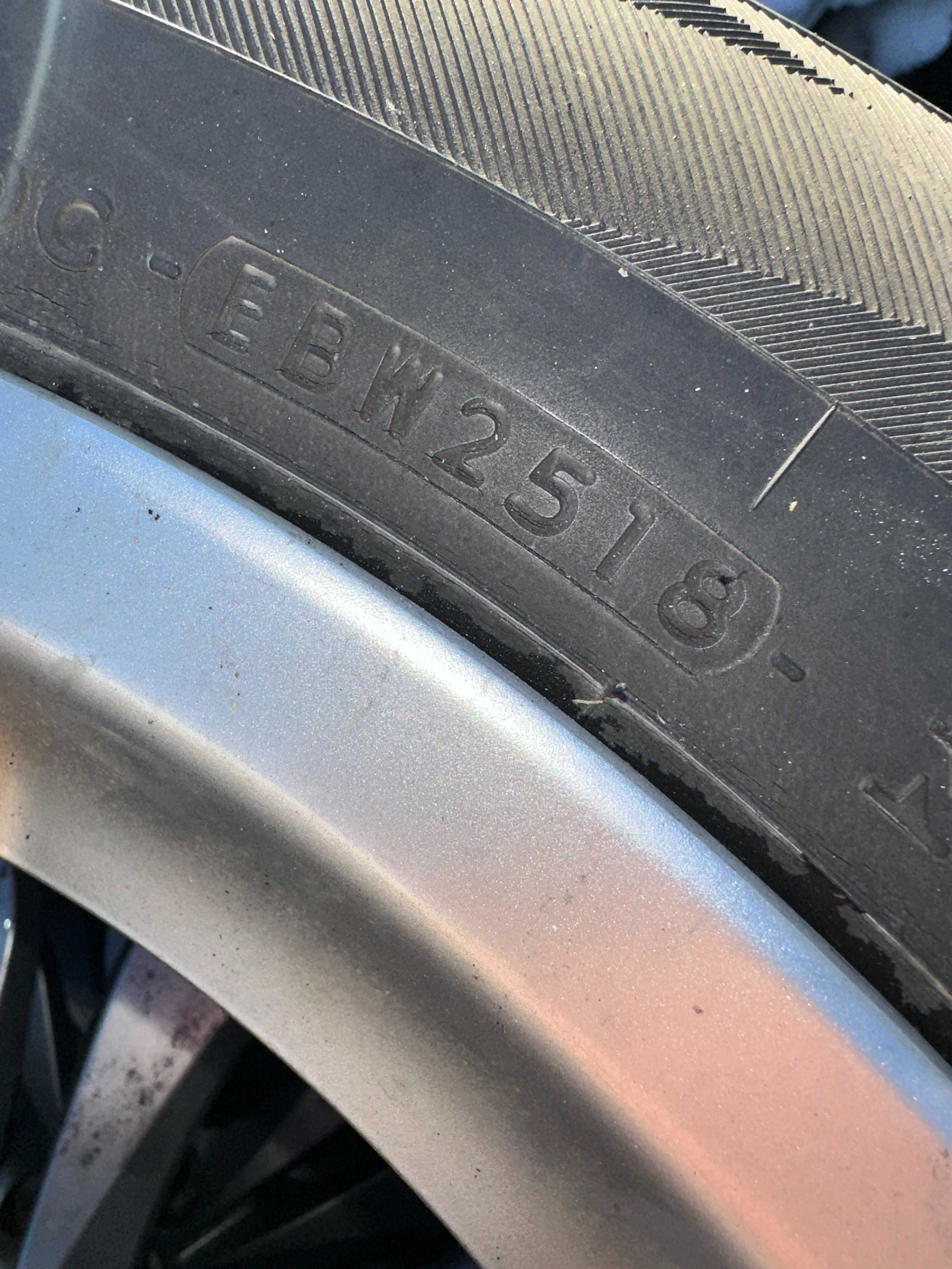 Диски с резиной на Mazda CX-7, Yokohama 235/60 R18, 5/114.3 из Японии