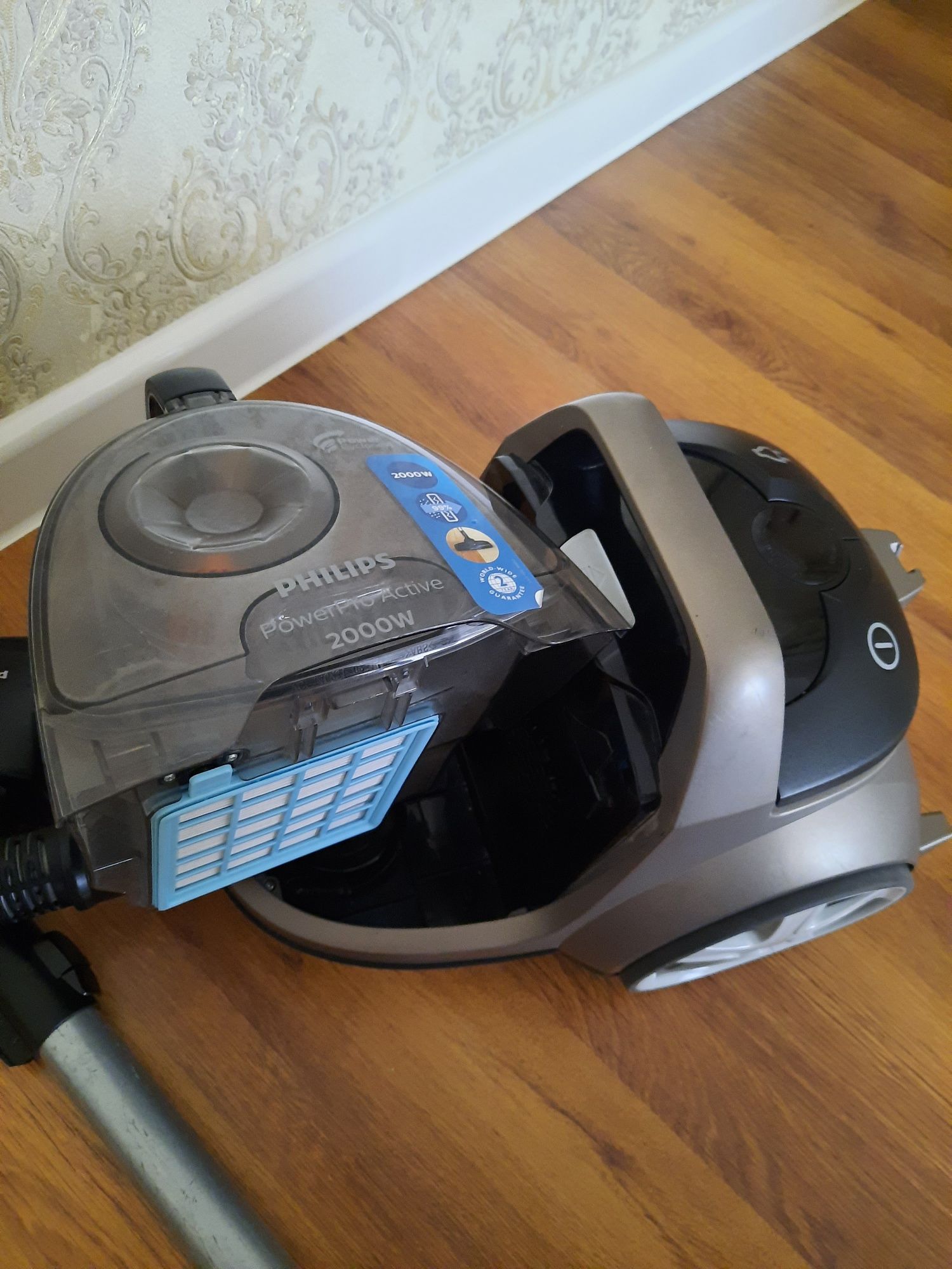 Пылесос  PHILIPS